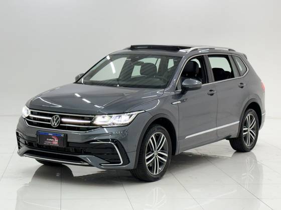 VOLKSWAGEN TIGUAN 2.0 300 TSI GASOLINA ALLSPACE R-LINE AUTOMÁTICO VOLKSWAGEN TIGUAN 2.0 300 TSI GASOLINA ALLSPACE R-LINE AUTOMÁTICO